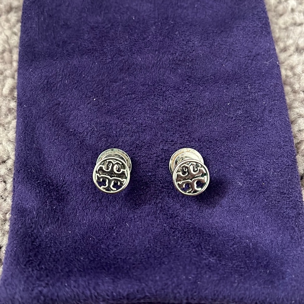 Tory Burch silver earring